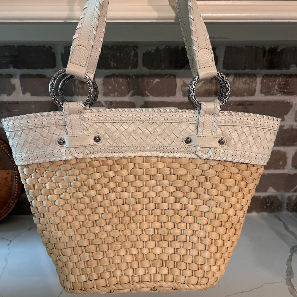 Vintage Brighton Natural Straw Tote with White Trim and Braided Handles / GUC - Picture 2 of 15